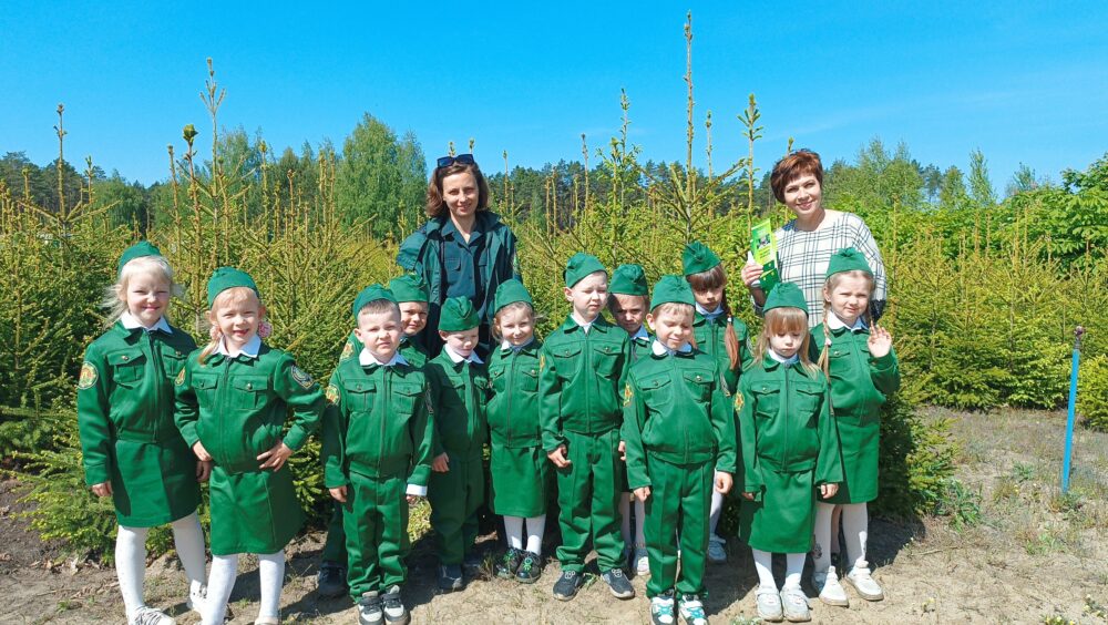 Упершыню ў Петрыкаве арганізавана дашкольнае лясніцтва