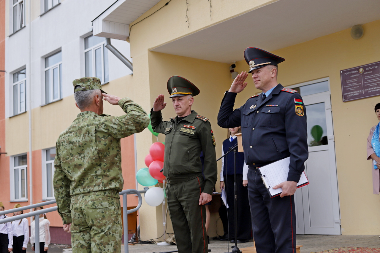 В Петрикове открыли военно-патриотический клуб