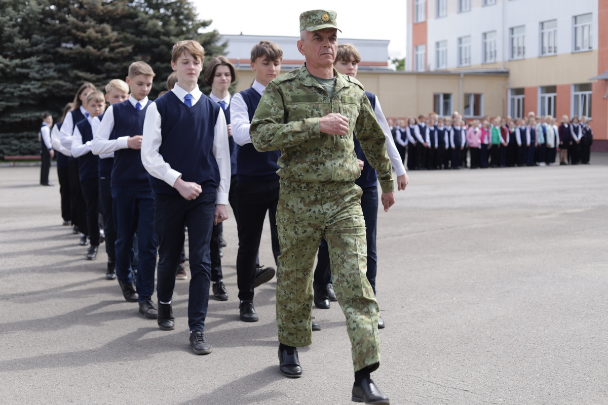 В Петрикове открыли военно-патриотический клуб