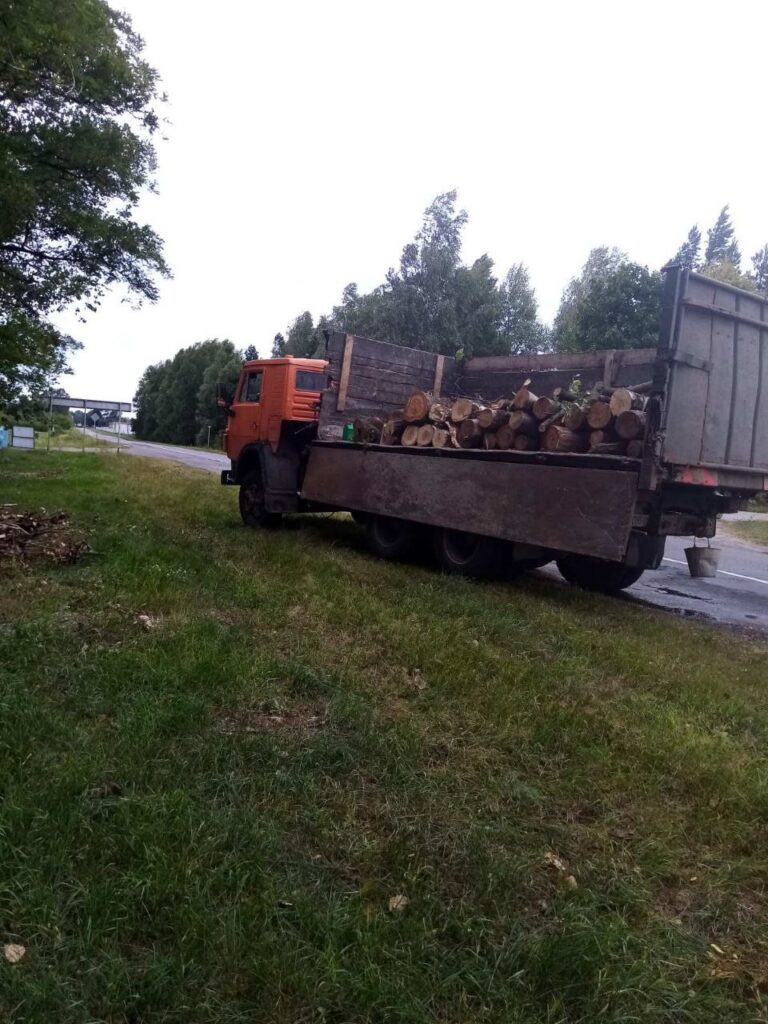 Тэрыторыя грамадзянскіх могілак - зона павышанай адказнасці.