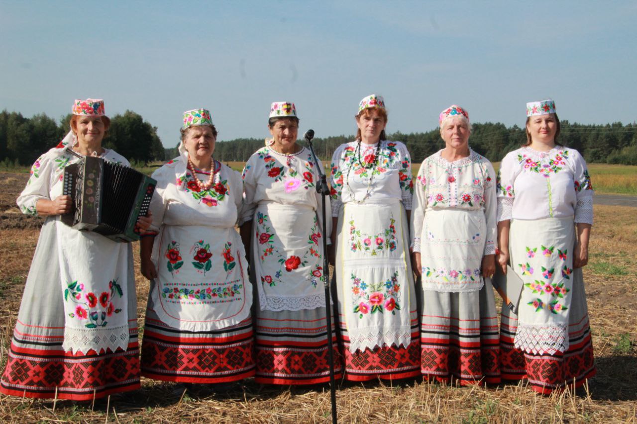 Ушанаванне лідараў жніва прайшло сёння ў ААТ "Курыцічы"