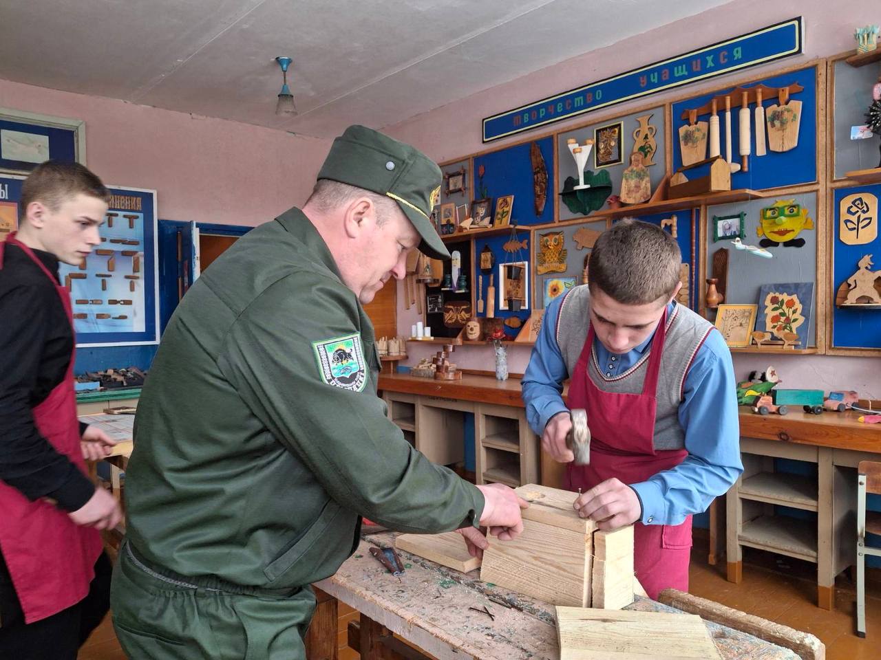 Сделай скворечник – помоги птицам!