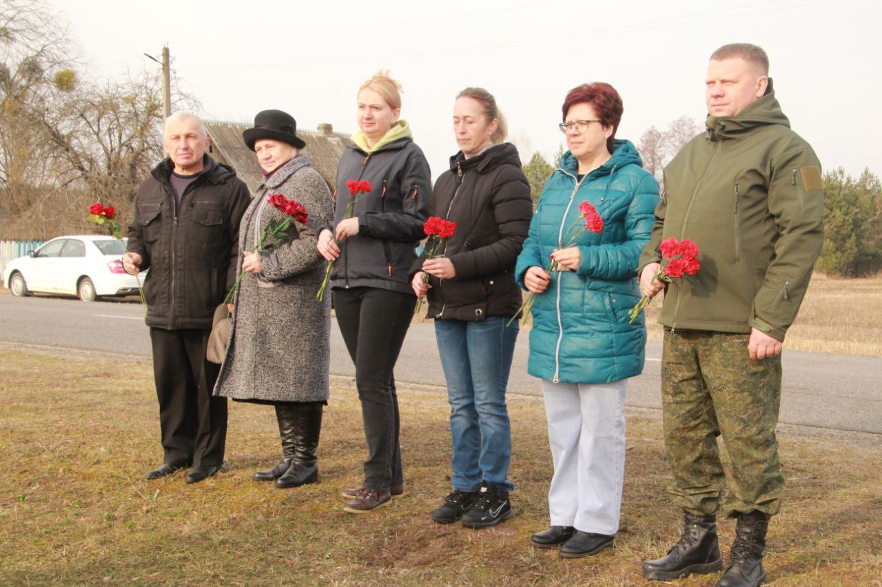 На Петрыкаўшчыне дадзены старт абласной патрыятычнай акцыі "Рака Памяці"