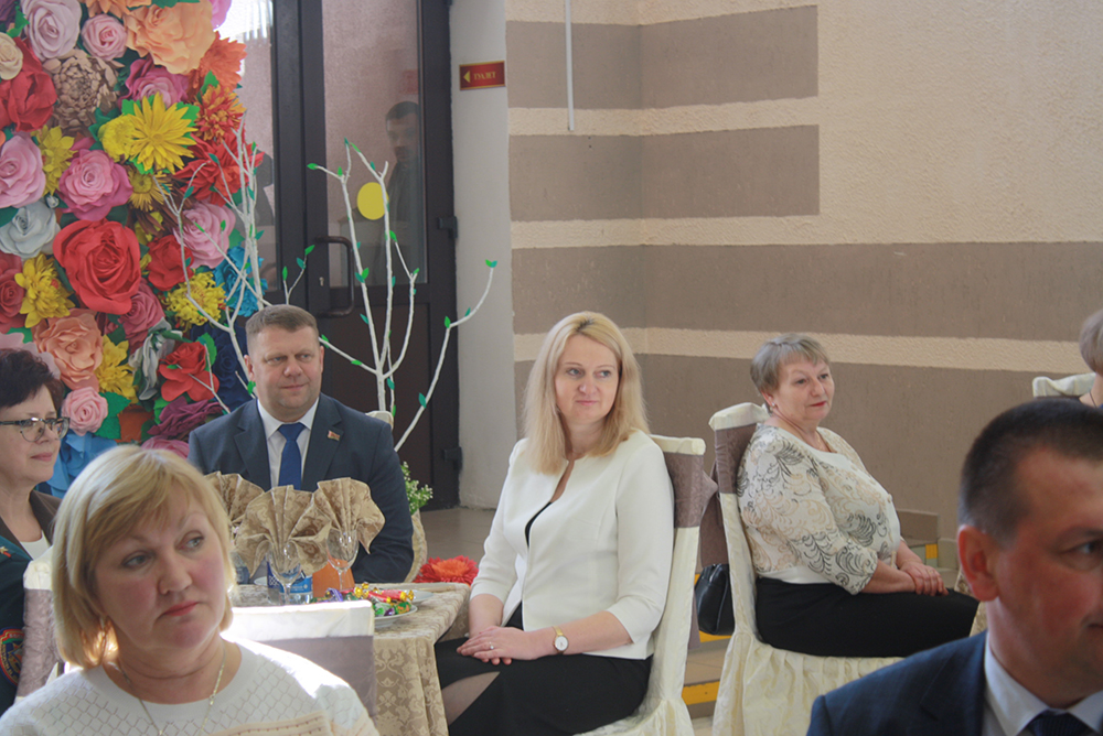 Фотарэпартаж з раённага Дома культуры з нагоды свята вясны і прыгажосці
