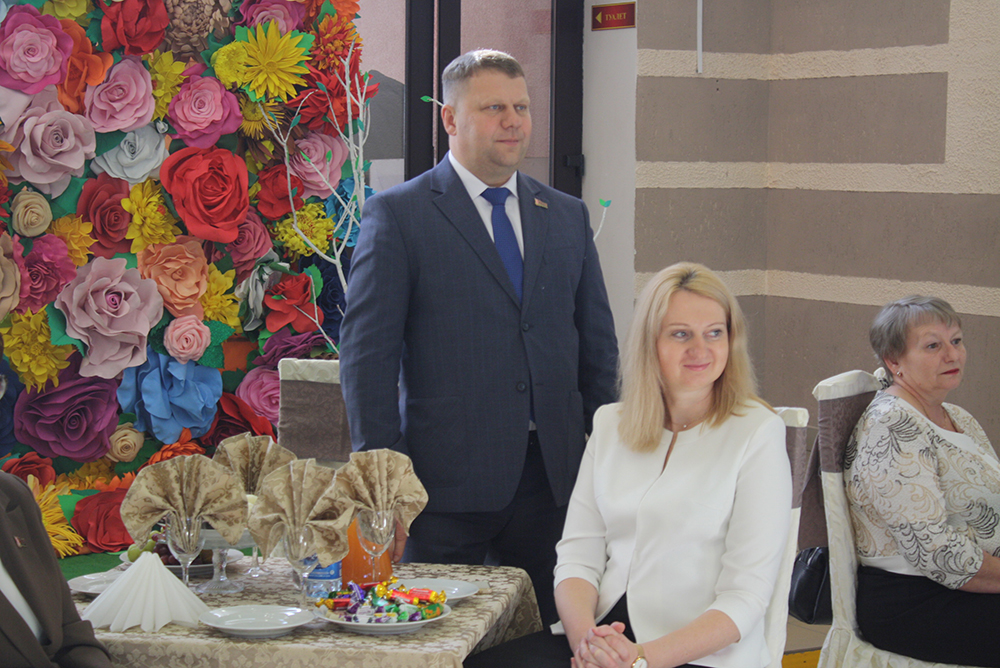 Фотарэпартаж з раённага Дома культуры з нагоды свята вясны і прыгажосці