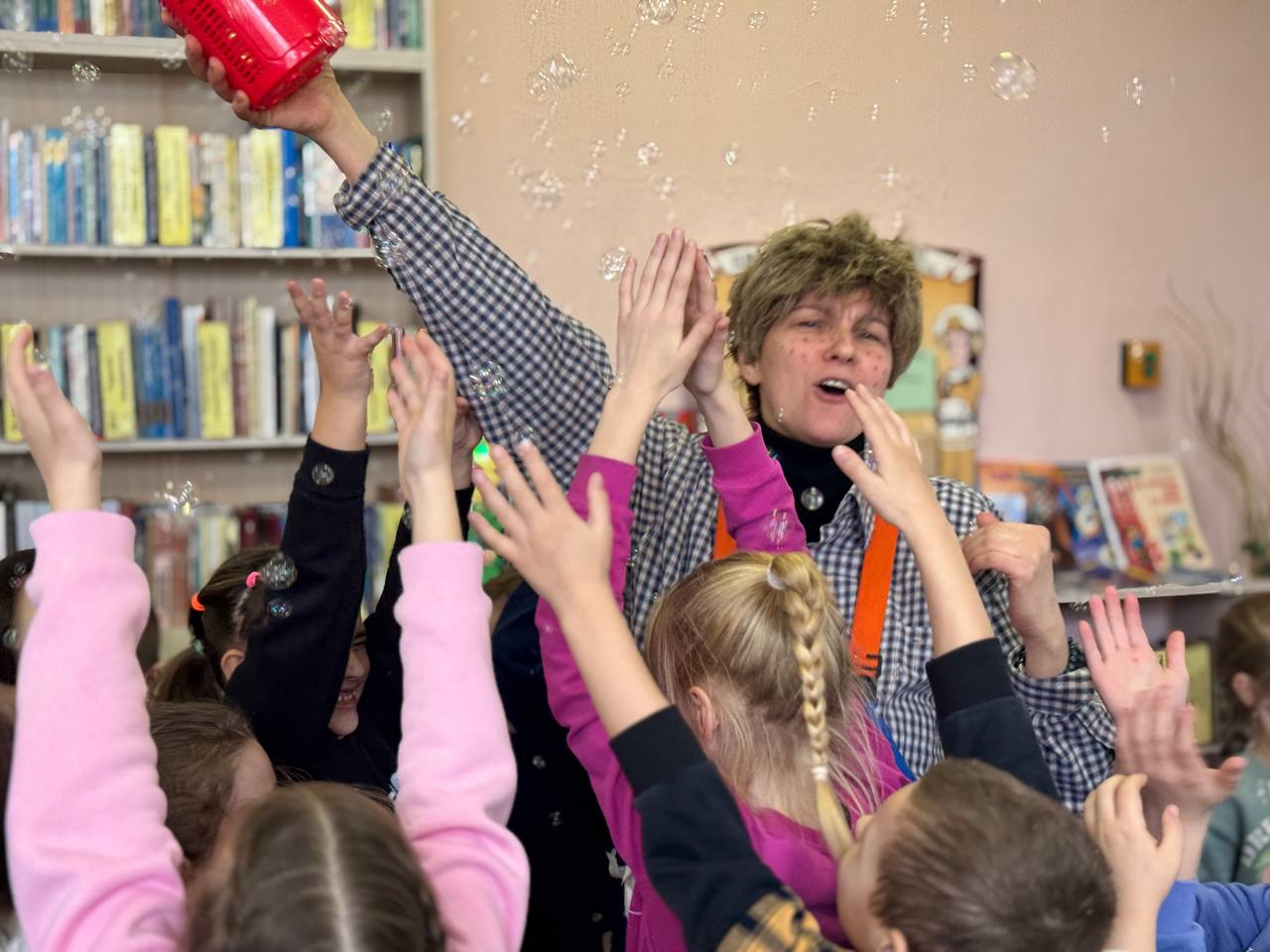 "В гостях у Карлсона" ребята из средней школы №1 г. Петрикова