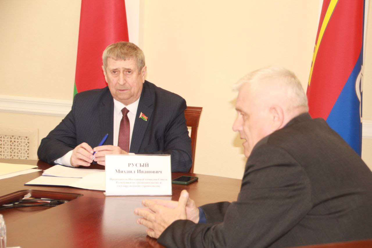 Прыём грамадзян і прадстаўнікоў юрыдычных асоб на базе раённага выканаўчага камітэта правёў Міхаіл Русы