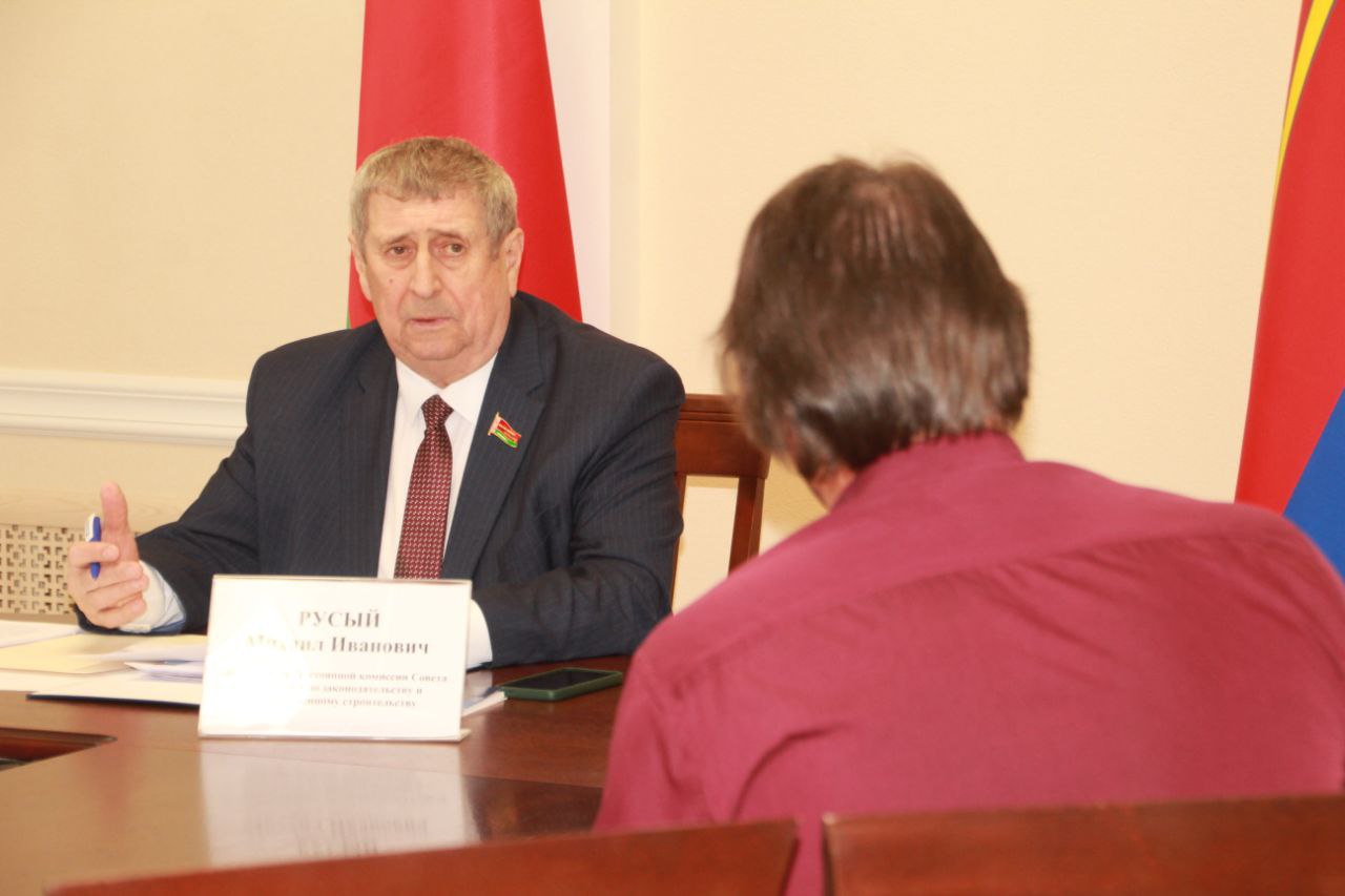 Прыём грамадзян і прадстаўнікоў юрыдычных асоб на базе раённага выканаўчага камітэта правёў Міхаіл Русы