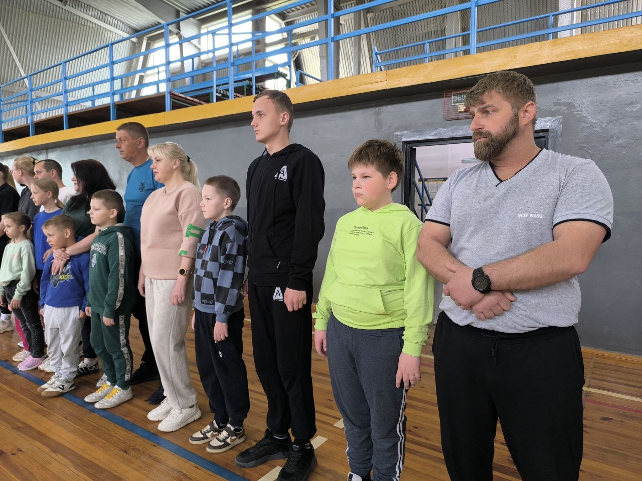 Яркія моманты спартыўнага свята "Бацька, маці і я - спартыўная сям'я"