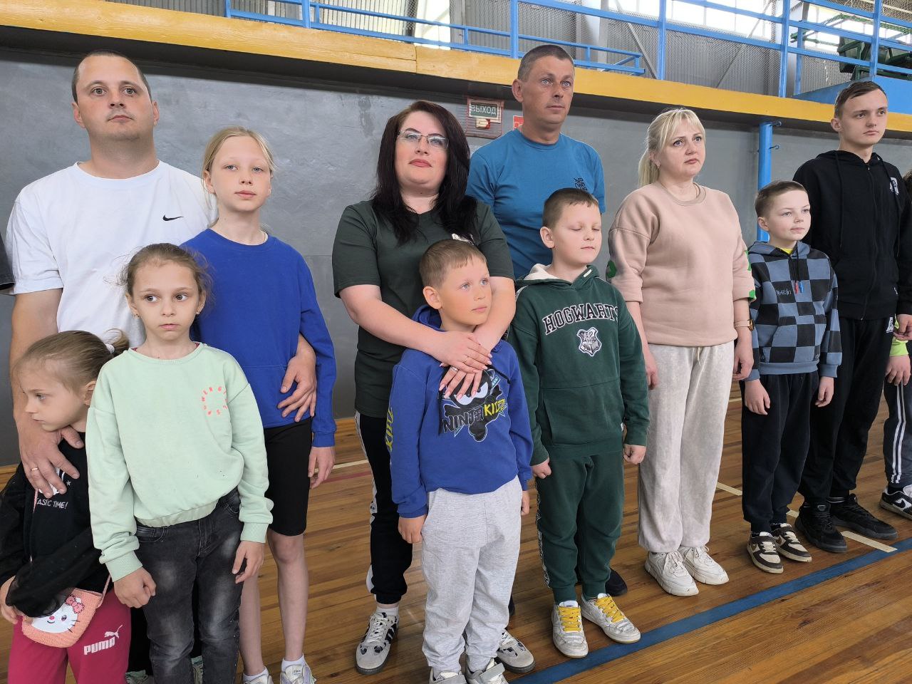 Яркія моманты спартыўнага свята "Бацька, маці і я - спартыўная сям'я"