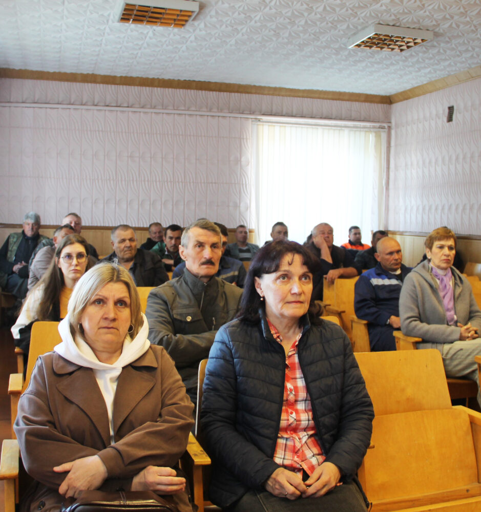 Святлана Сянько сустрэлася з працоўным калектывам КДУПМС “Петрыкаўскае ПМС”