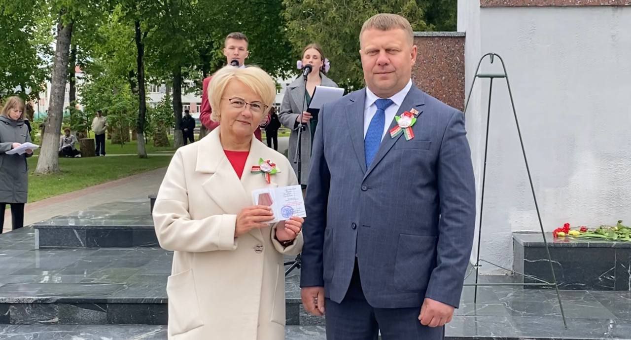 Торжественная церемония вручения юбилейных медалей