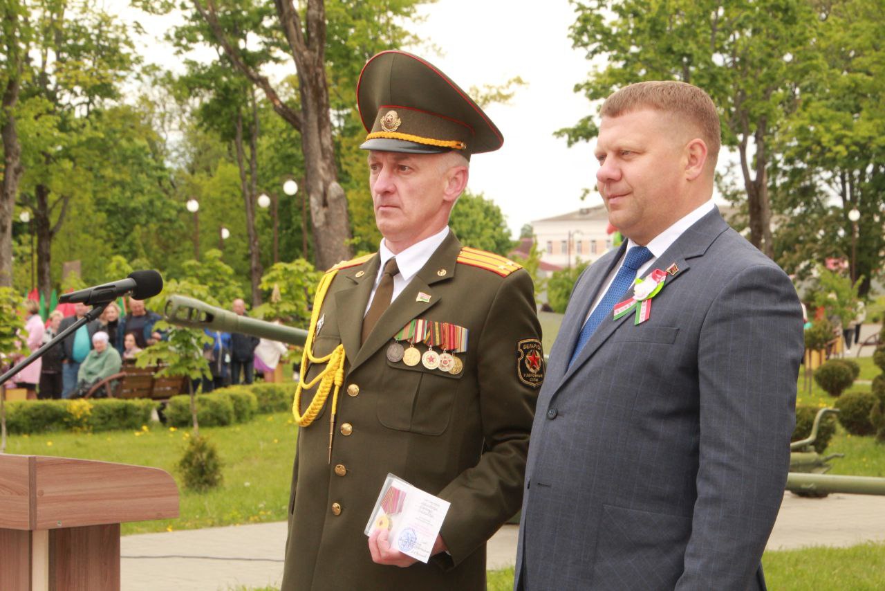 Торжественная церемония вручения юбилейных медалей
