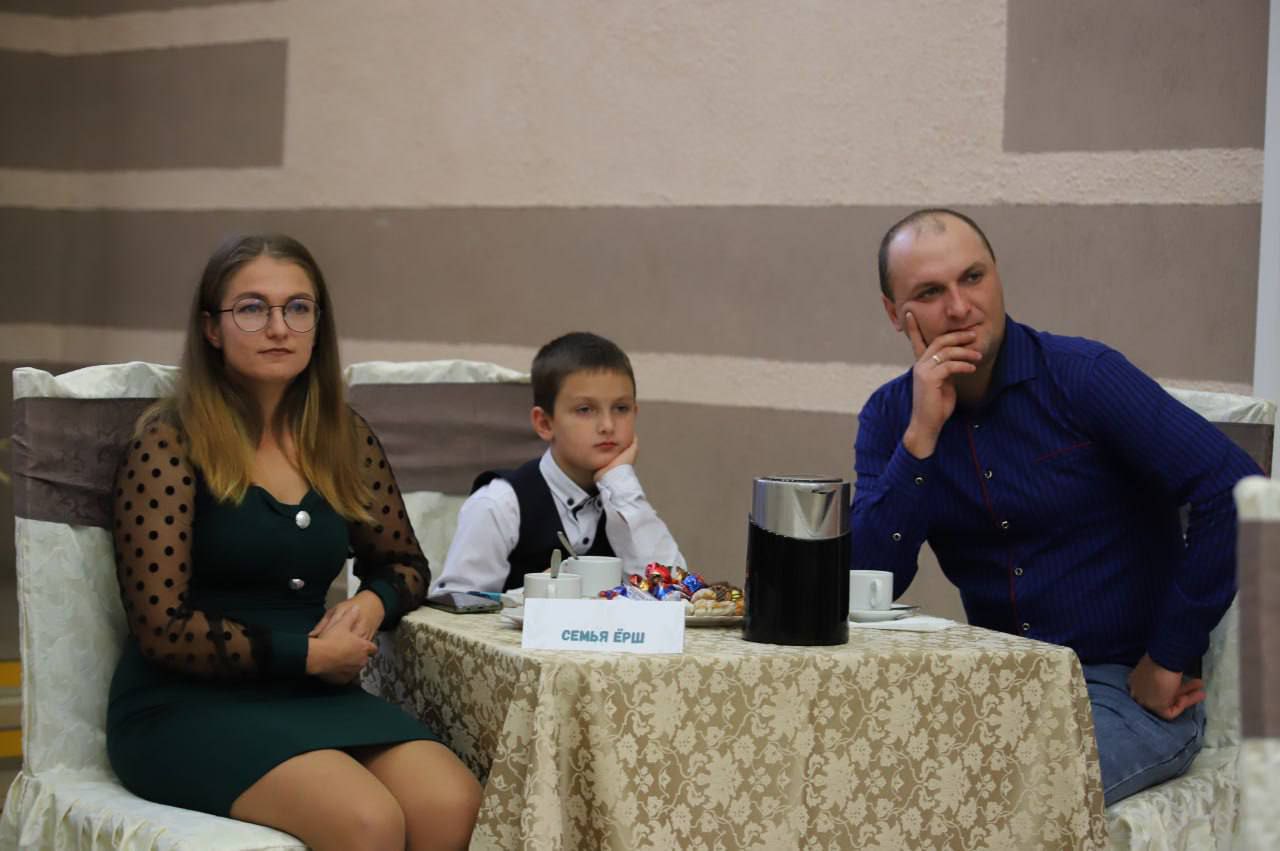 Сёння ў Петрыкаве прайшоў раённы конкурс "Лепшая маладая сям'я Петрыкаўшчыны-2025"