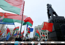 День трудовых достижений и важных открытий. Лукашенко подчеркнул созидательный смысл праздника 7 ноября