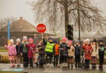 Дзеці і дарога