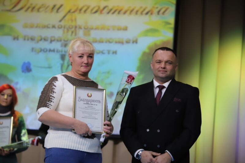 ФОТОФАКТ: "Челющевичи чествуют лучших!"