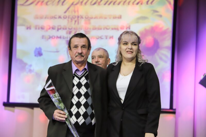 ФОТОФАКТ: "Челющевичи чествуют лучших!"