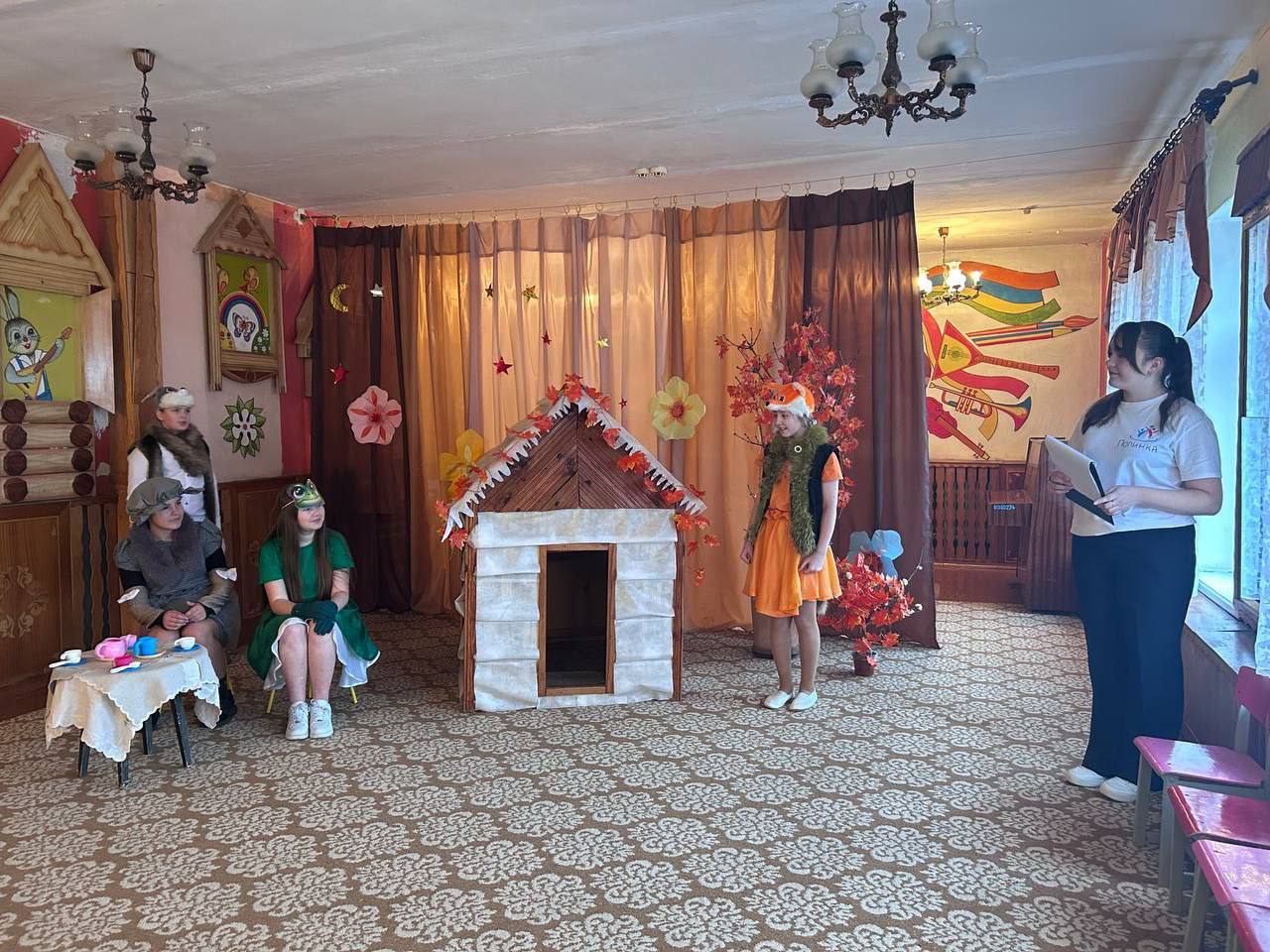 Постановка сказки «Теремок» в рамках инклюзивного проекта "Разные равные"
