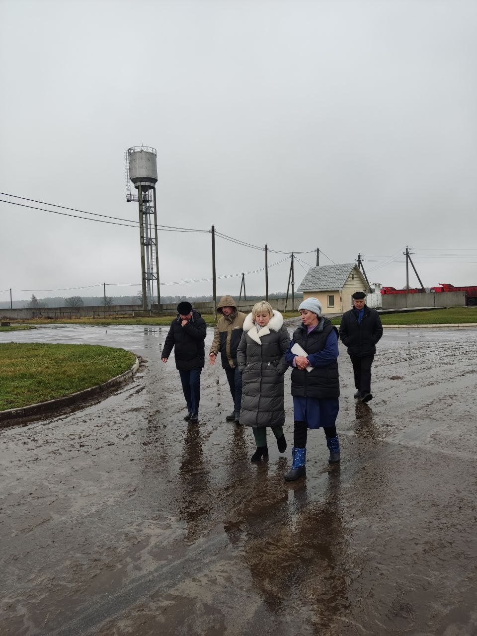 Сёння дэпутат Палаты прадстаўнікоў Нацыянальнага сходу Рэспублікі Беларусь Святлана Сянько працуе ў Камаровіцкім сельскім Савеце