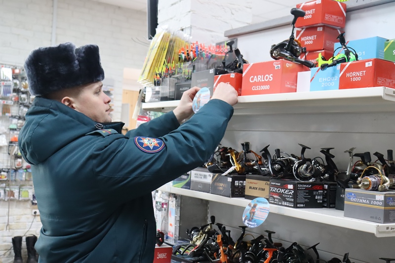 Рыбалка без приключений: правила безопасности на льду