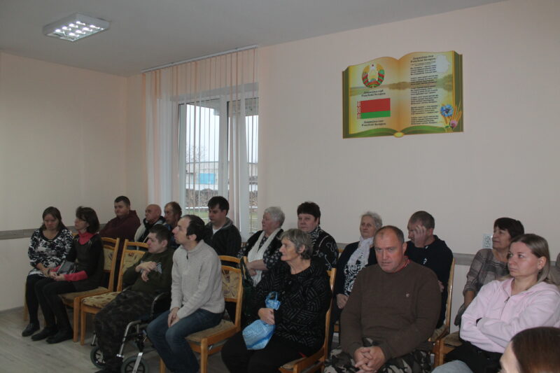 Дыялогавая пляцоўка “Тэрыторыя роўных магчымасцей” прайшла ў Петрыкаўскім ТЦСАН