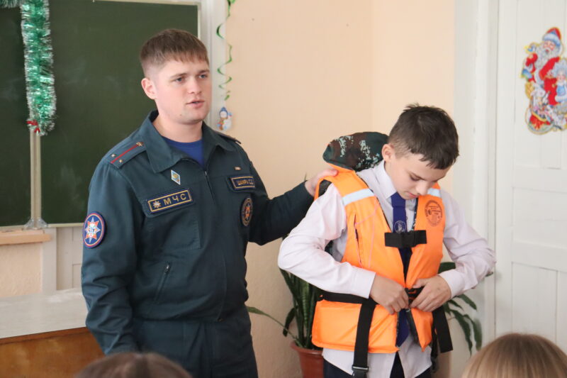 Безопасный Новый год в Петриковском районе