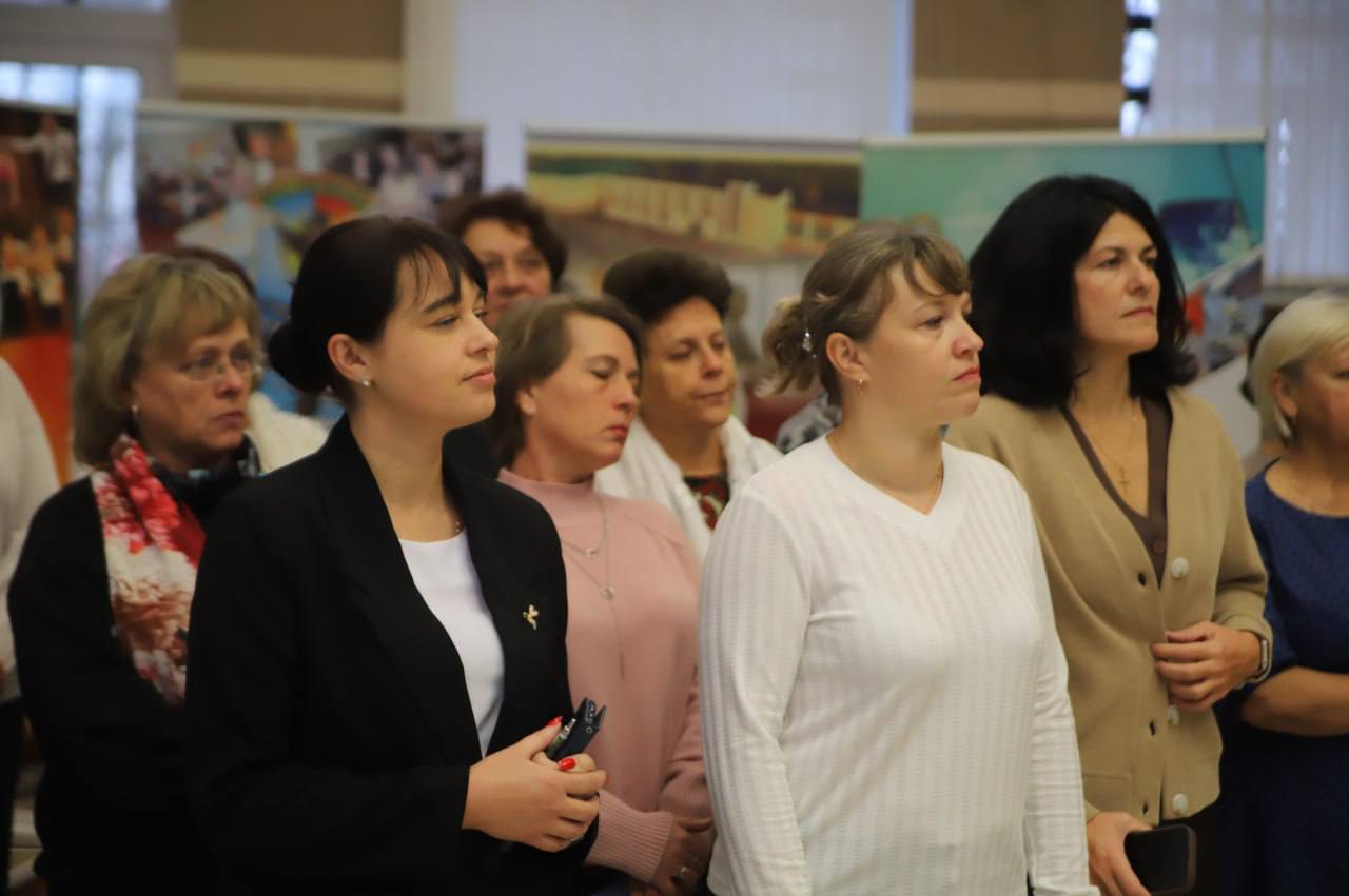 У Петрыкаве адкрылася перасоўная абласная выстава “У адзінстве народа – сіла краіны”