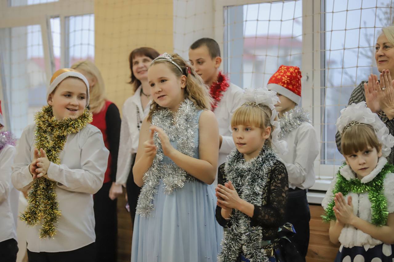 Урачыстасць напярэдадні Новага года ў Петрыкаўскай школе-інтэрнаце