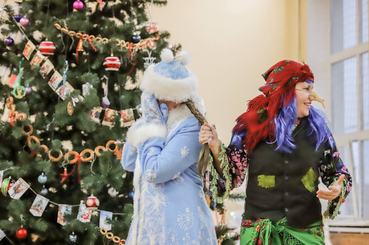 Урачыстасць напярэдадні Новага года ў Петрыкаўскай школе-інтэрнаце