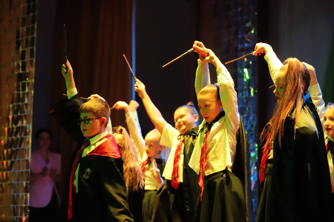 Фотафакт: "Навіны Снягуркі": Навагодняе чараўніцтва ў раённым Доме культуры!