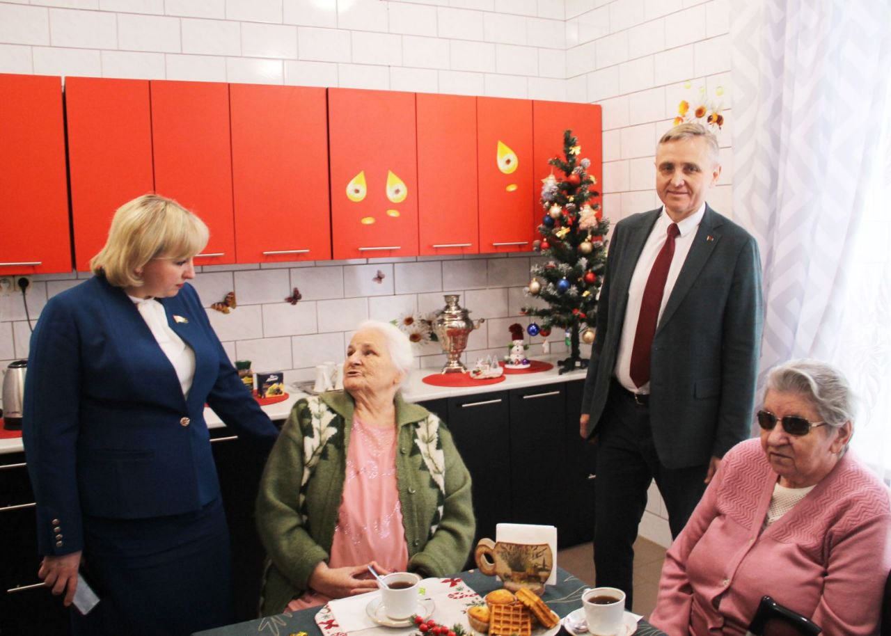 Увага да людзей і стварэнне камфортных умоў