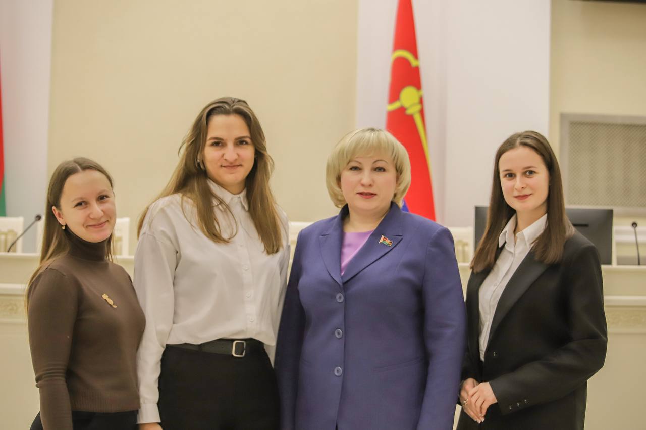 Дыялог з будучыняй: моладзь Петрыкаўшчыны абмяркоўвае стратэгію развіцця краіны