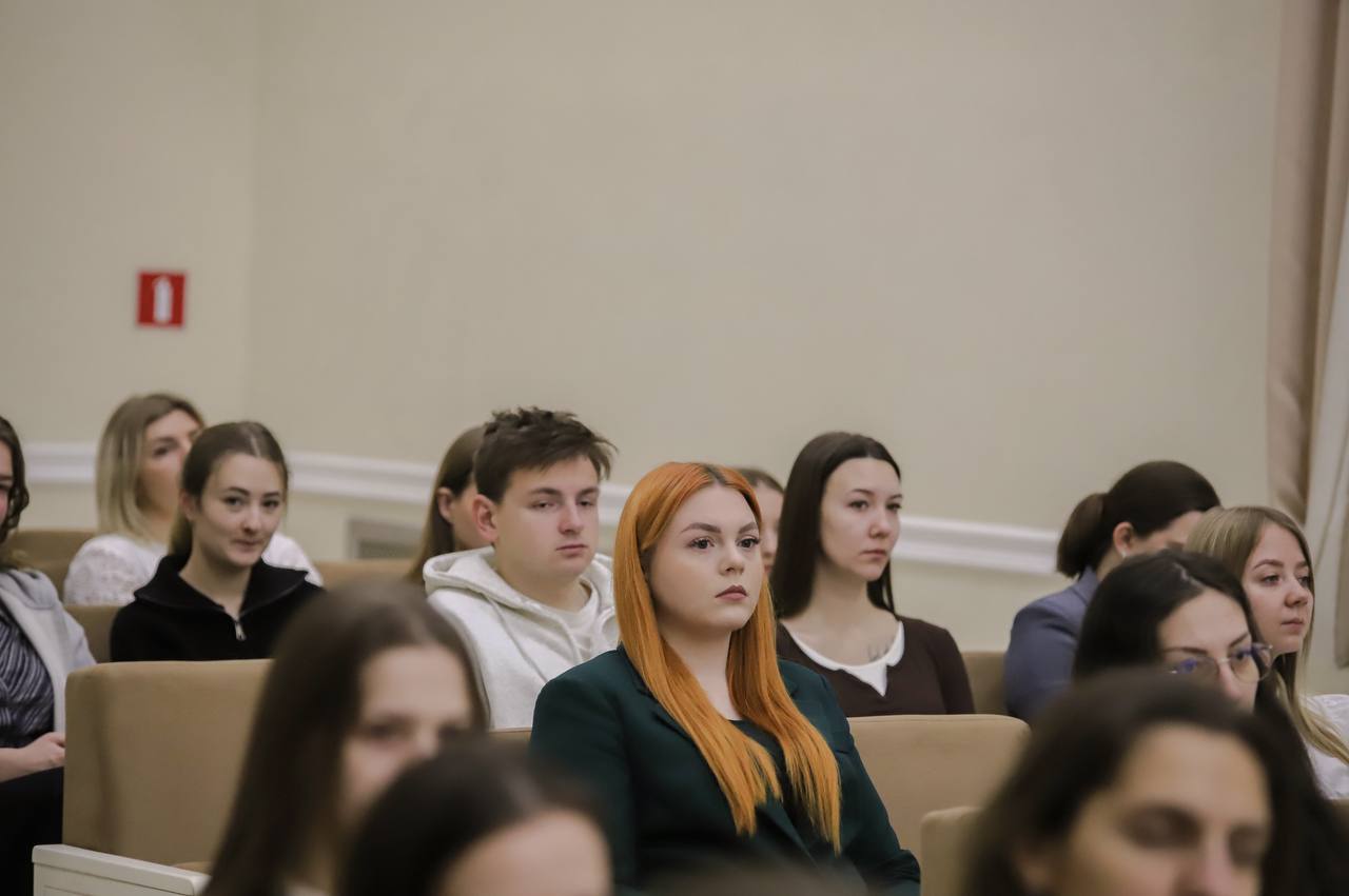 Дыялог з будучыняй: моладзь Петрыкаўшчыны абмяркоўвае стратэгію развіцця краіны