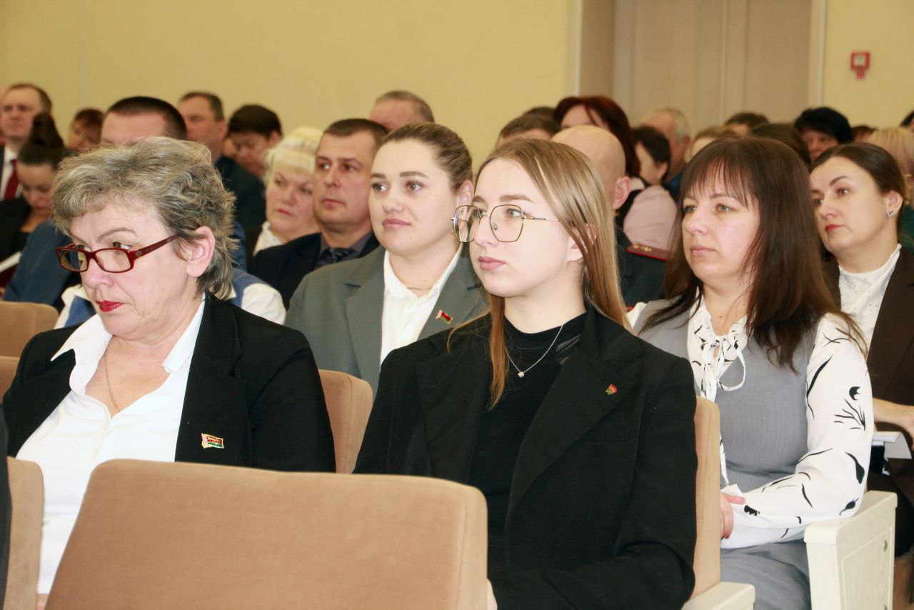 Выніковае пасяджэнне выканкама