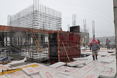 Физкультурно-оздоровительный комплекс строится в Петрикове