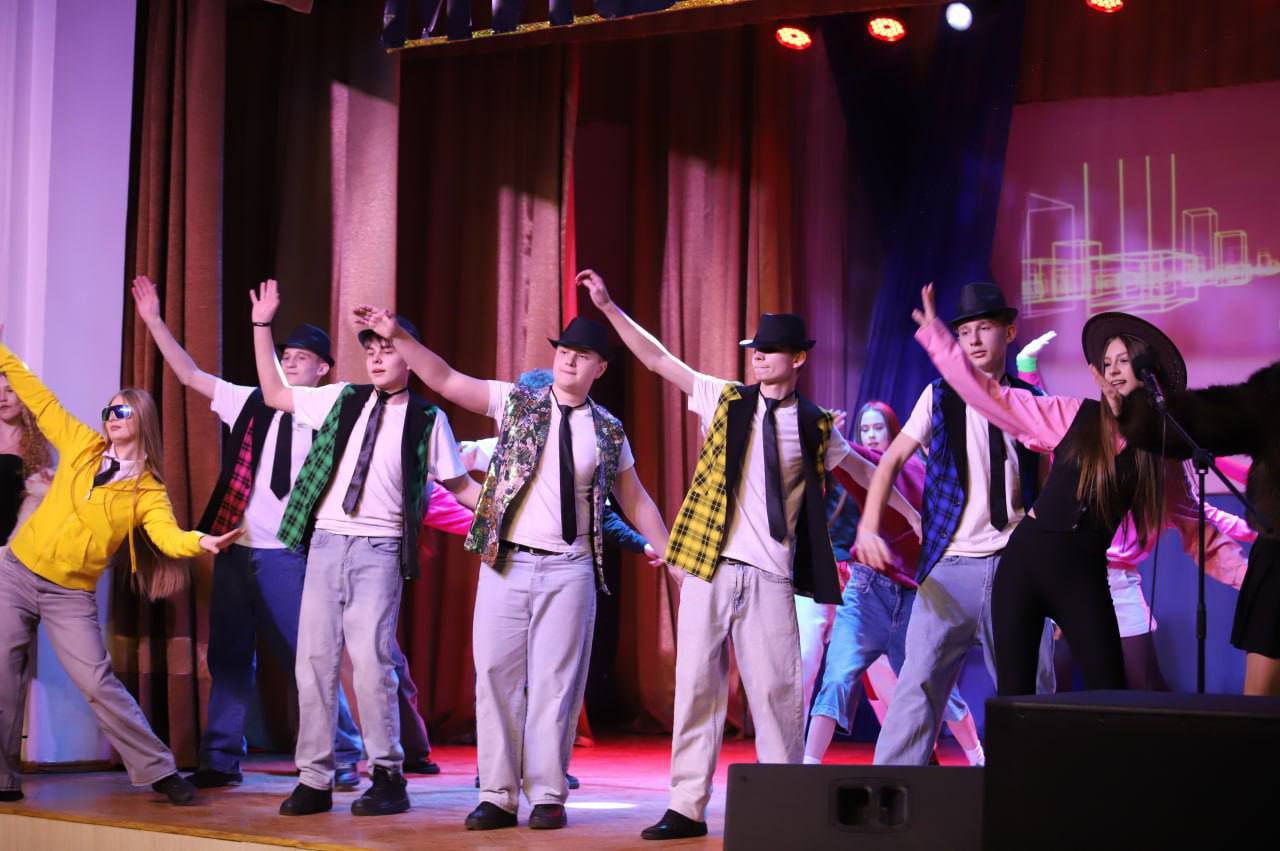 В районном Доме культуры состоялся традиционный конкурс «Мистер-Х-2026»