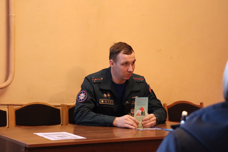 Огонь весне не товарищ: как МЧС борется с опасной традицией палов сухой травы