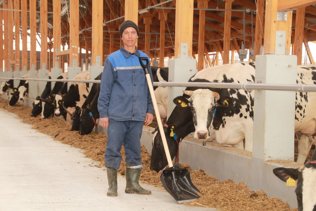 Губернатор Гомельской области Иван Крупко сегодня находится с рабочим визитом в Петриковском районе