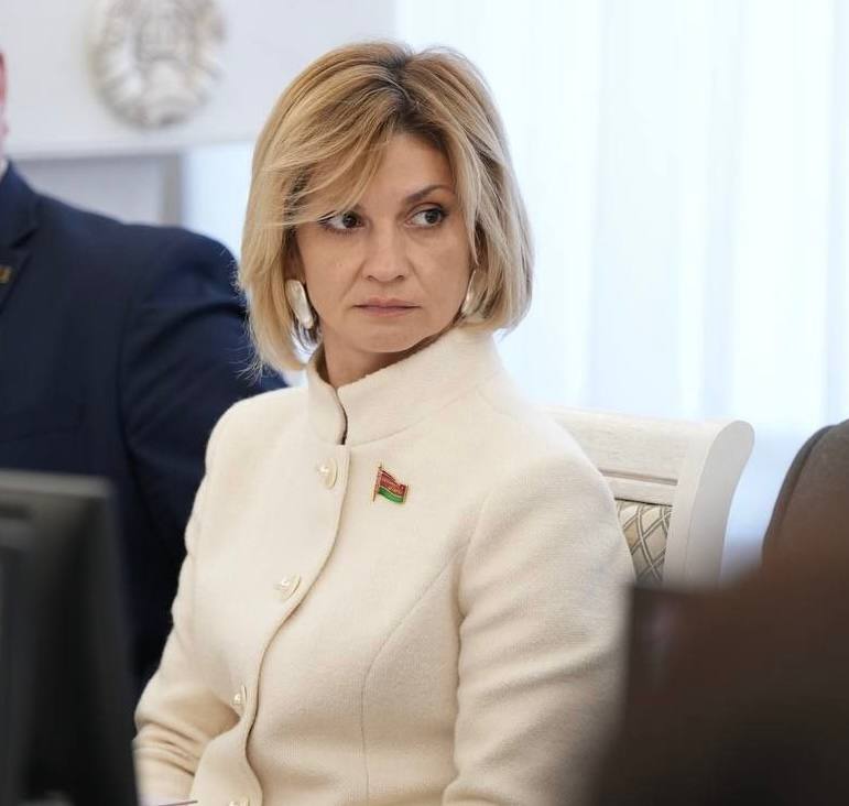 Около десяти тысяч единиц техники задействуют на весенних полевых работах в Гомельской области