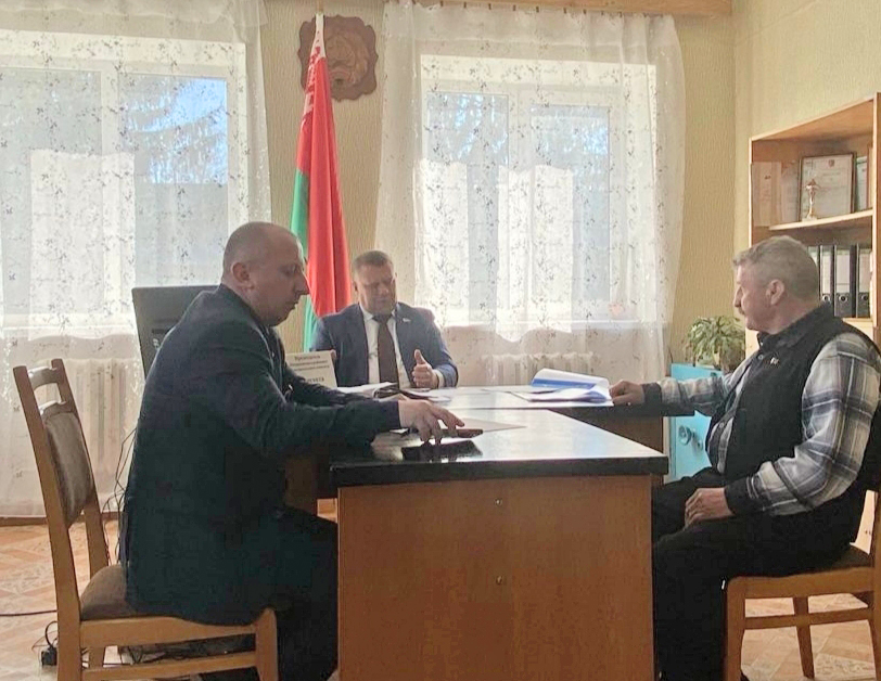 Чуць кожнага: дарожнае пытанне ў Лучыцах і экалагічны кантроль у райцэнтры