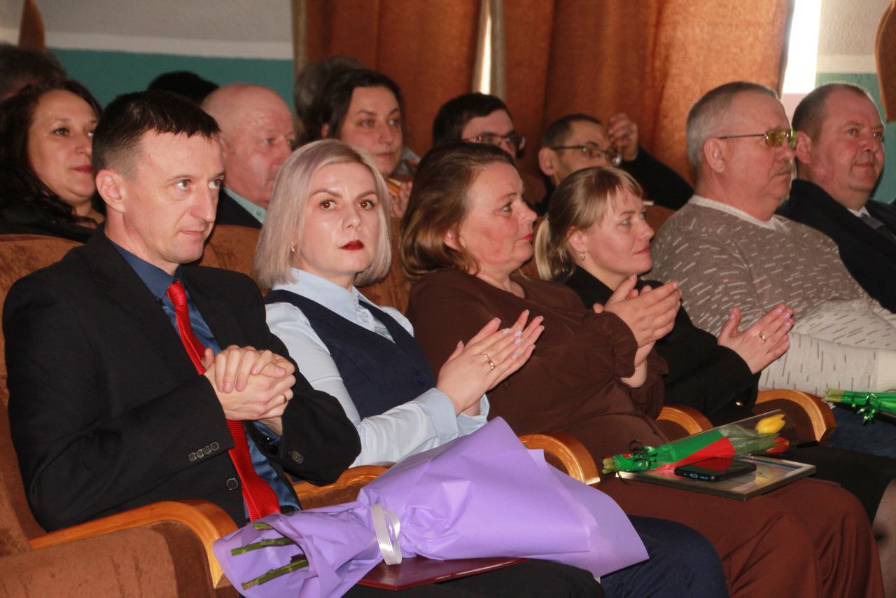 У раённым Доме культуры падвялі вынікі работы СУП "Палессе-Аграінвест"