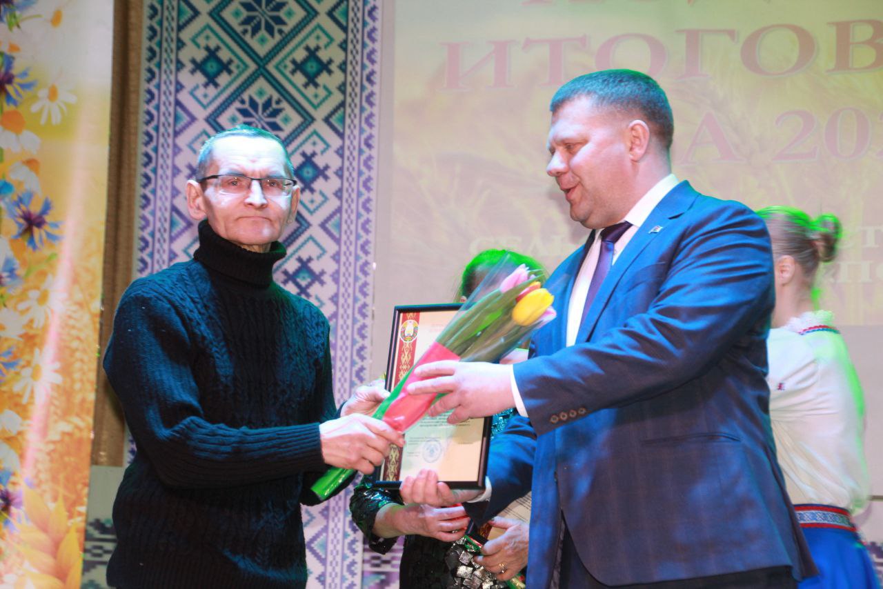 У раённым Доме культуры падвялі вынікі работы СУП "Палессе-Аграінвест"
