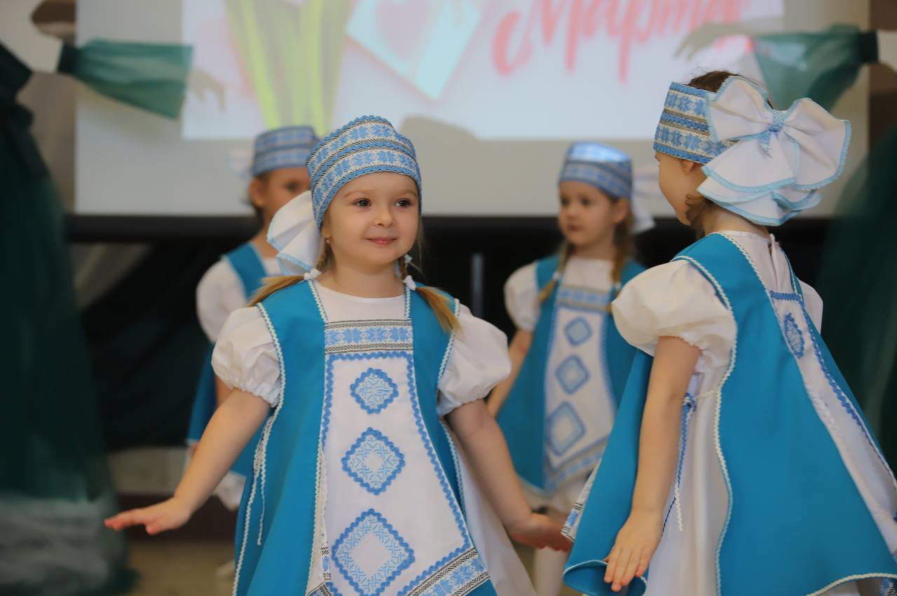 Фотарэпартаж з раённага Дома культуры з нагоды свята вясны і прыгажосці