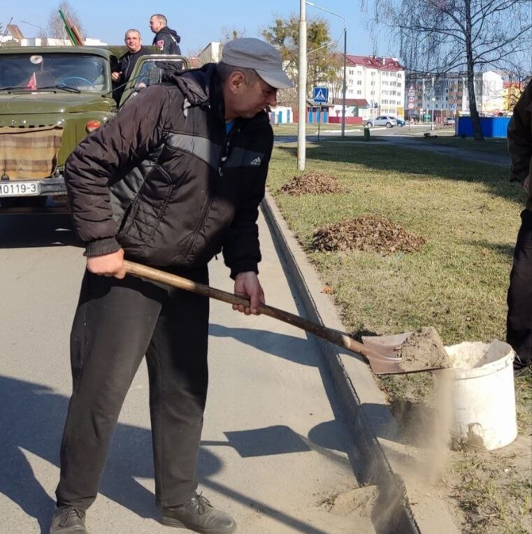Фотофакт: Субботник на Петриковщине!