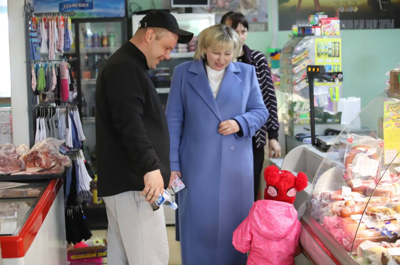 Святлана Сянько правяла маніторынг цэн у крамах г.п. Капаткевічы