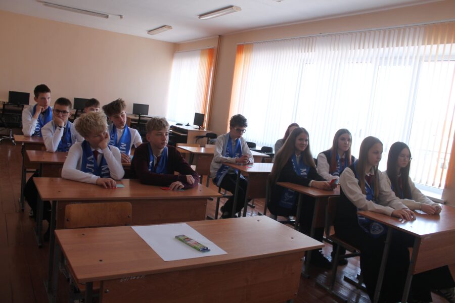 Пераасэнсоўваючы ўрокі гісторыі: “Код стварэння: ад ідэй Леніна да сучаснага лідарства”