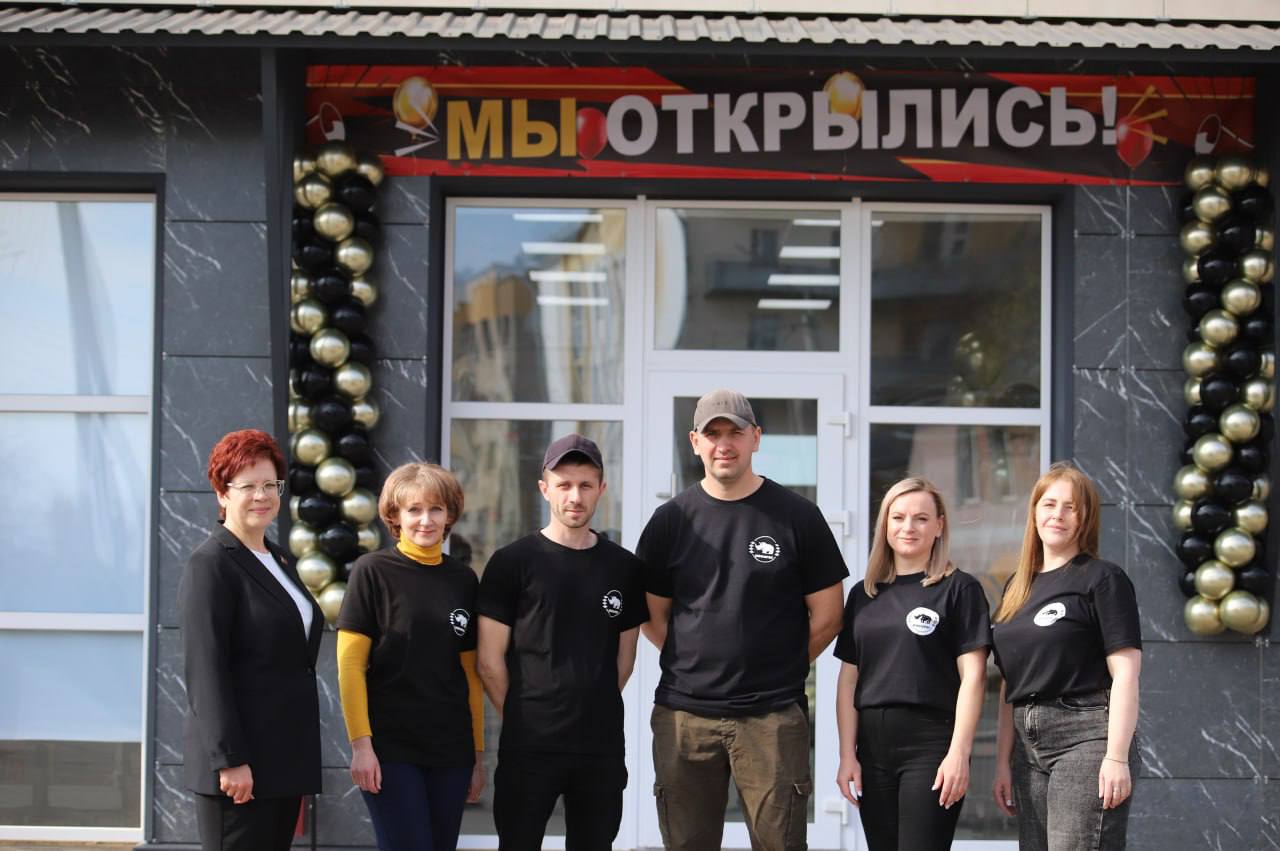 ФОТАФАКТ: у Петрыкаве адкрыўся новы магазін будаўнічых матэрыялаў "Будмаркет Насарог"!