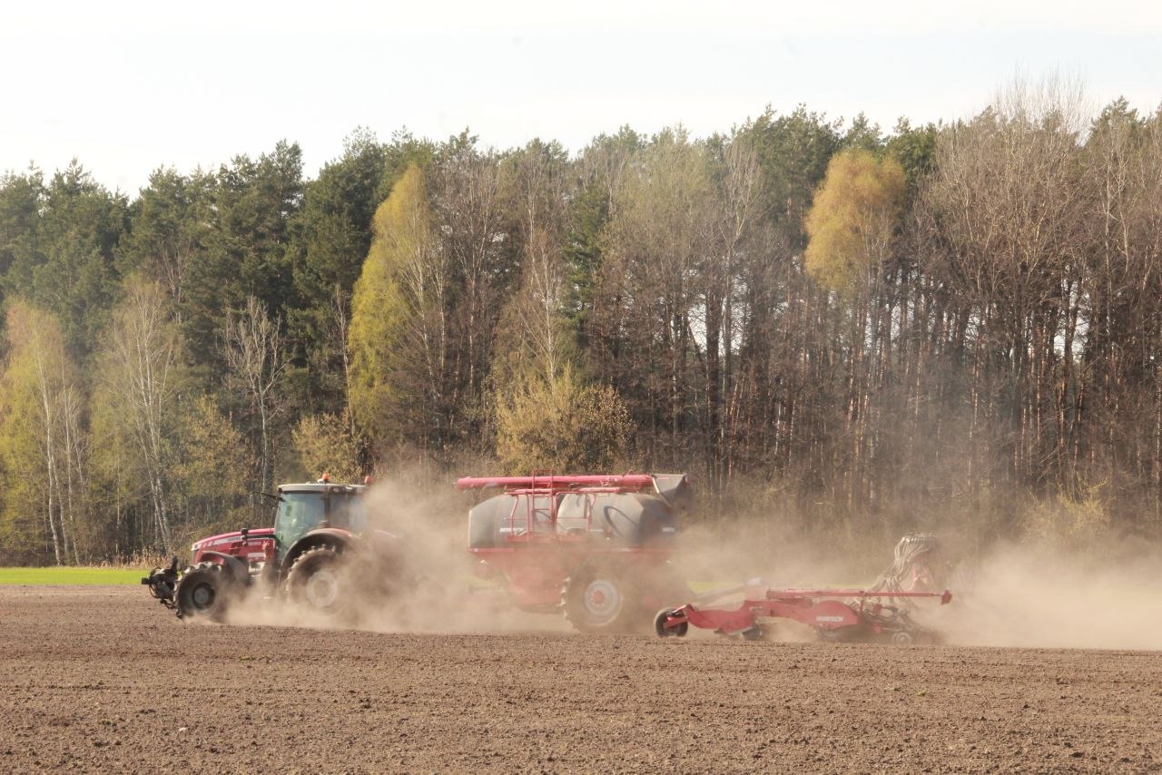 Петриковский район с рабочим визитом посетил сегодня губернатор области Иван Крупко