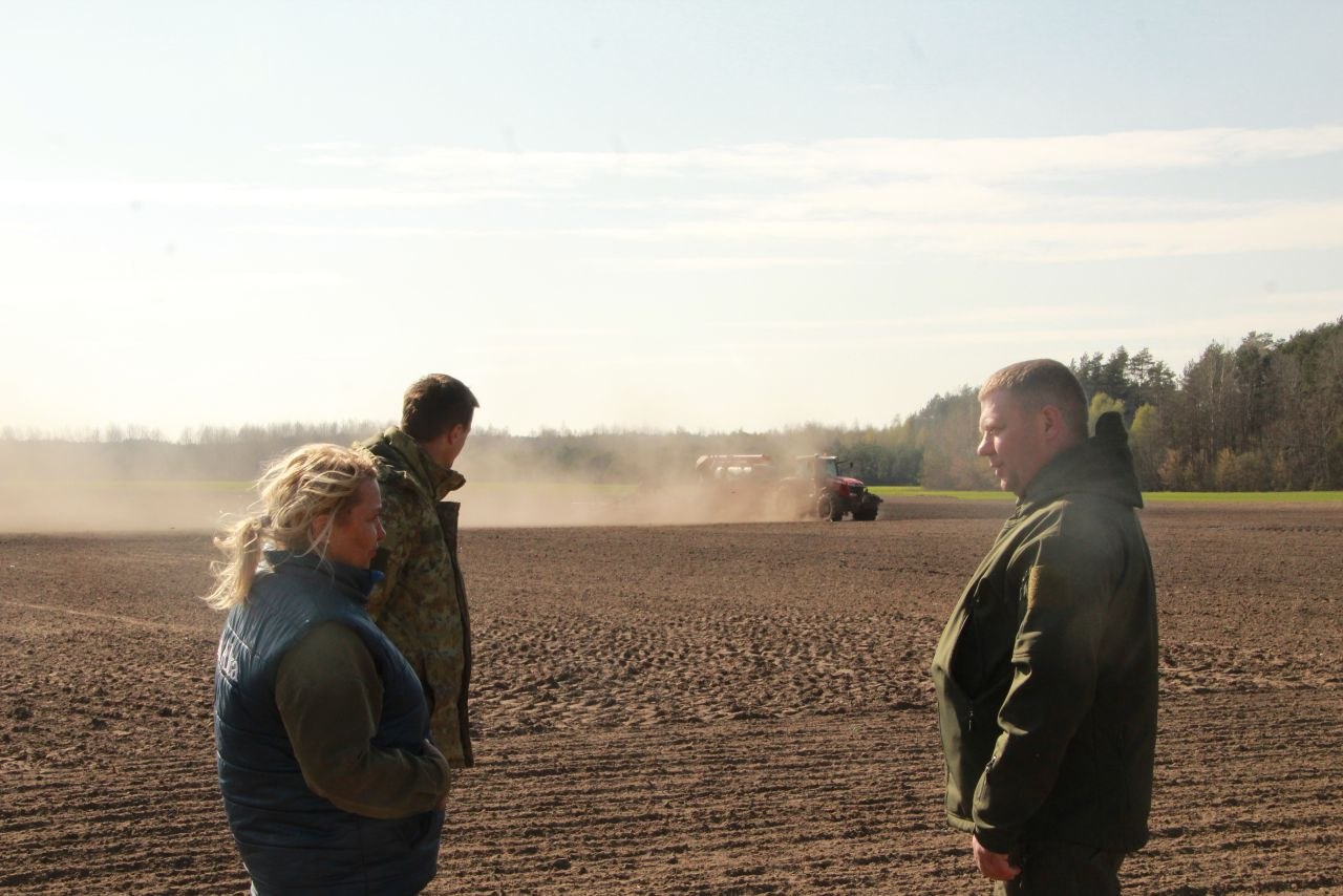 Петриковский район с рабочим визитом посетил сегодня губернатор области Иван Крупко